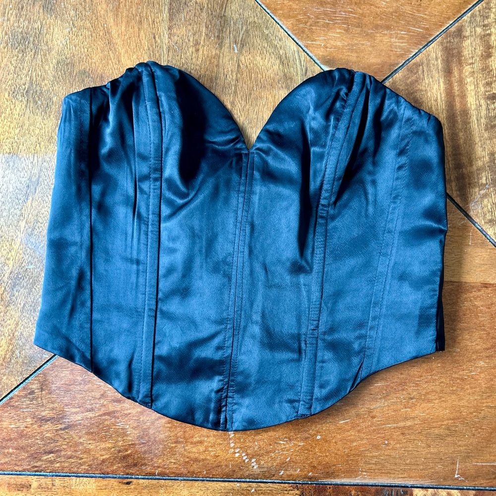 H&M Divided Black Corset Top - Picture 2 of 6